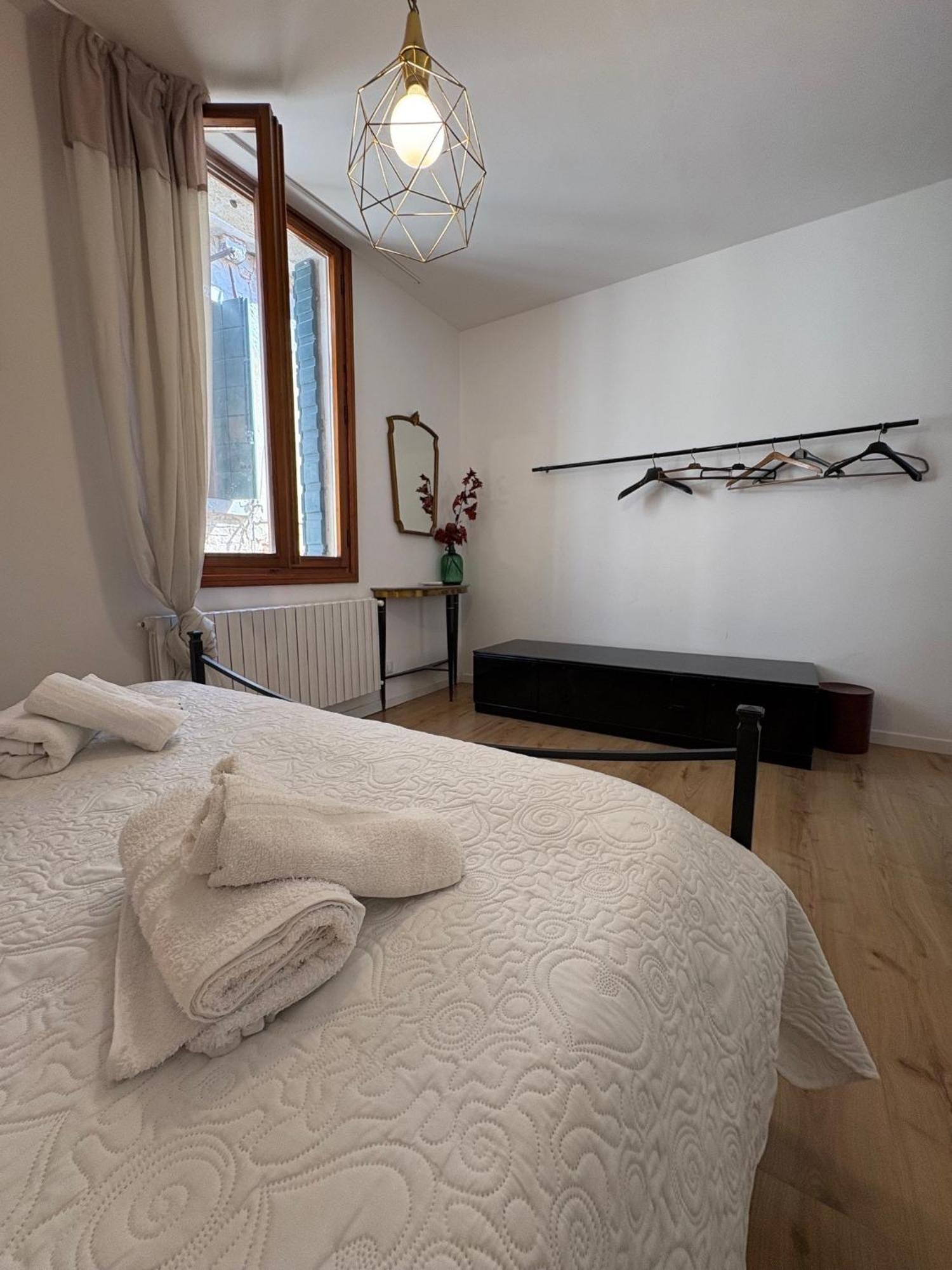Loggia Rialto Apartments Венеция Екстериор снимка